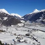 Vakantiehuis Grofn *